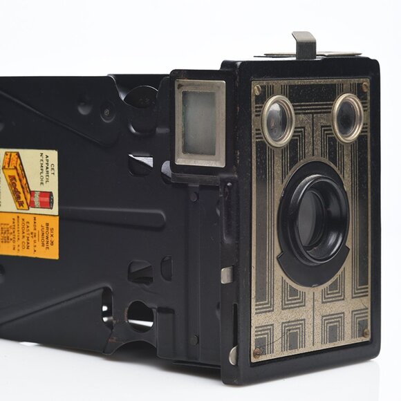 Old Vintage Kodak Brownie Box Camera Junior Six-20 - Picture 6 of 7